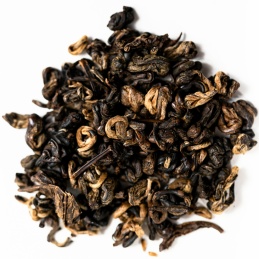 Herbata Yunnan Gold czarna liściasta zdjęcie listków herbaty - Szaty Cesarza od Dolla